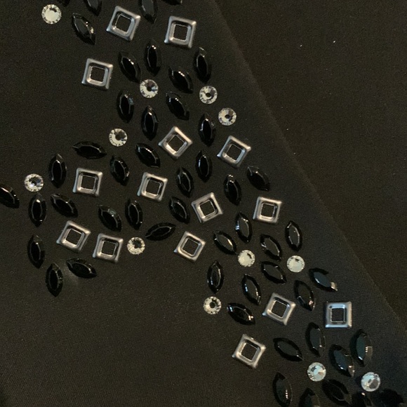 LA PETITE ROBE 🖤 by Chiara Boni Jornei Crystal Grommet V Neck Maxi Dress Black - Picture 4 of 16